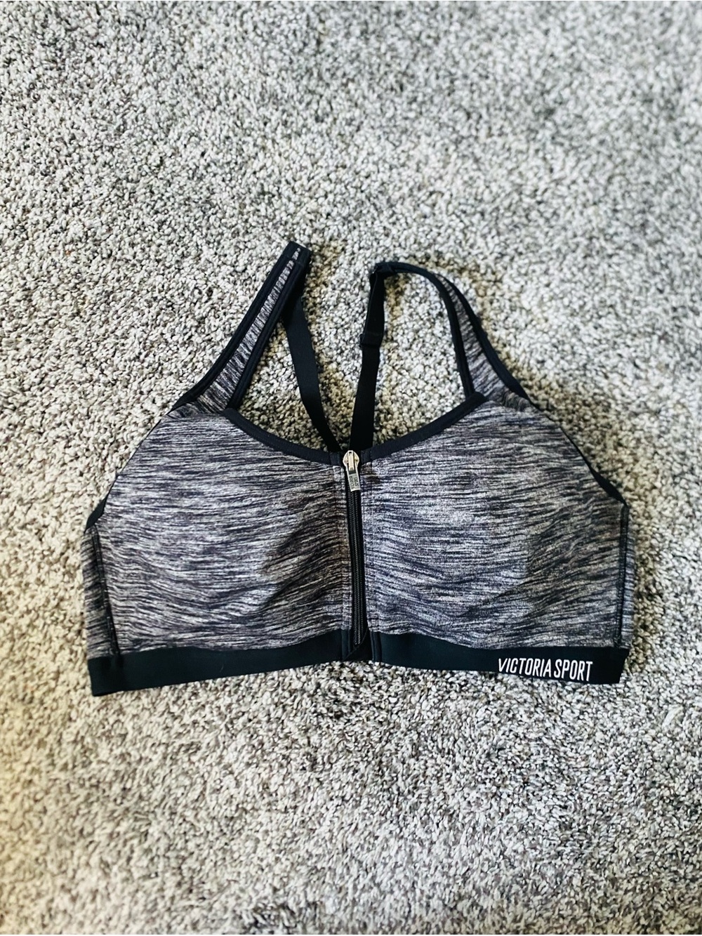 Victoria’s Secret Knockout Front-Close Sports Bra 38C, Workout Gym Athletic Run